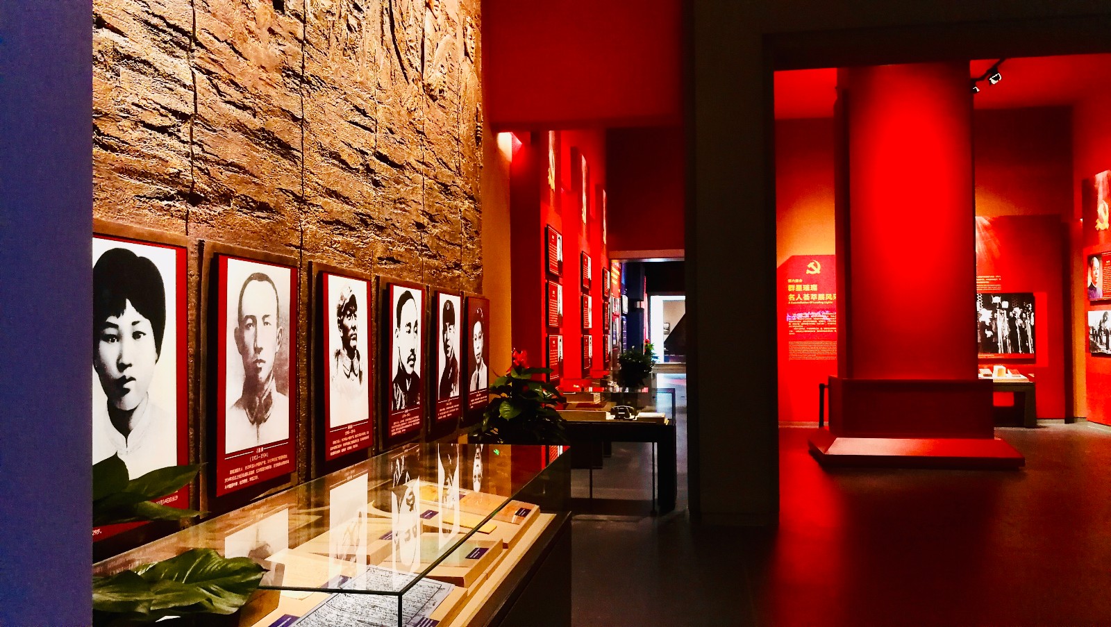 作為清水塘紅色歷史文化街區(qū)的源頭,，中國共產黨長沙歷史館是人們打開湖湘紅色歷史的一扇窗口。 長沙晚報全媒體記者 周柏平 攝