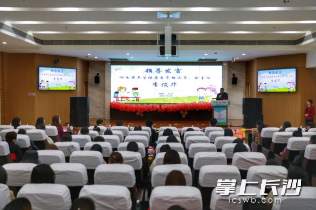 4月25日,，湖南省舉辦2021年“全國(guó)兒童預(yù)防接種日”現(xiàn)場(chǎng)宣傳活動(dòng),。長(zhǎng)沙晚報(bào)通訊員 肖柯 攝
