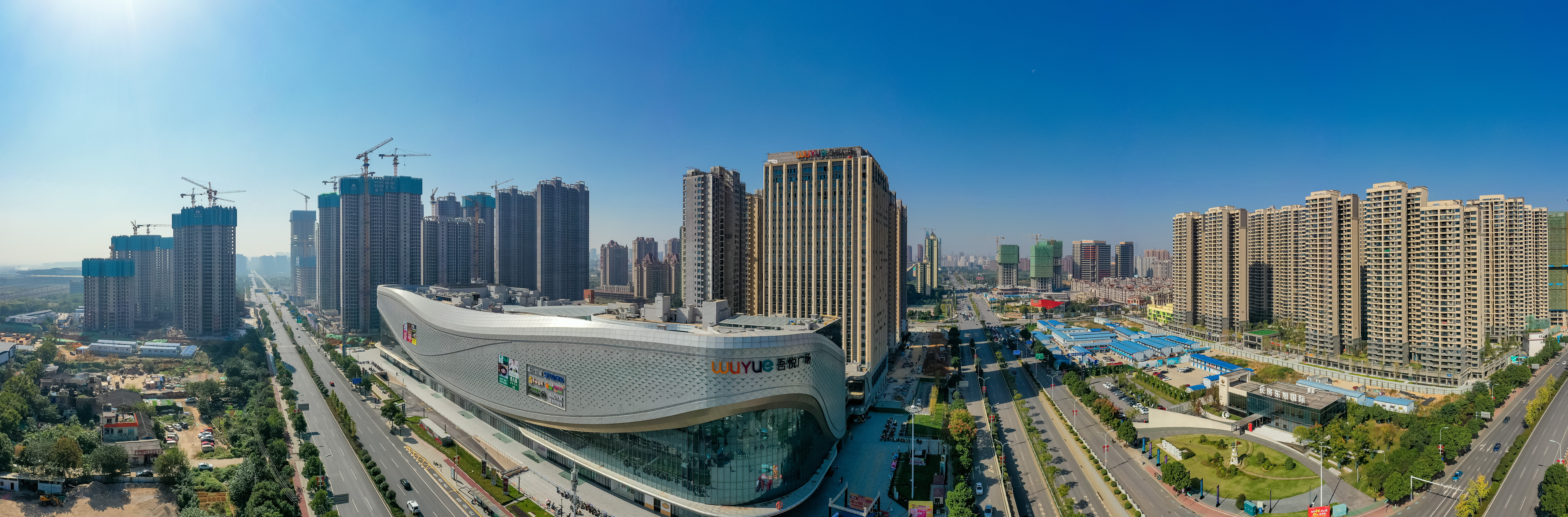 高樓林立,、大道通衢,，雨花加速奔跑在奮力建設(shè)全國一流現(xiàn)代化強(qiáng)區(qū)的征程上。長沙晚報全媒體記者  陳飛 攝