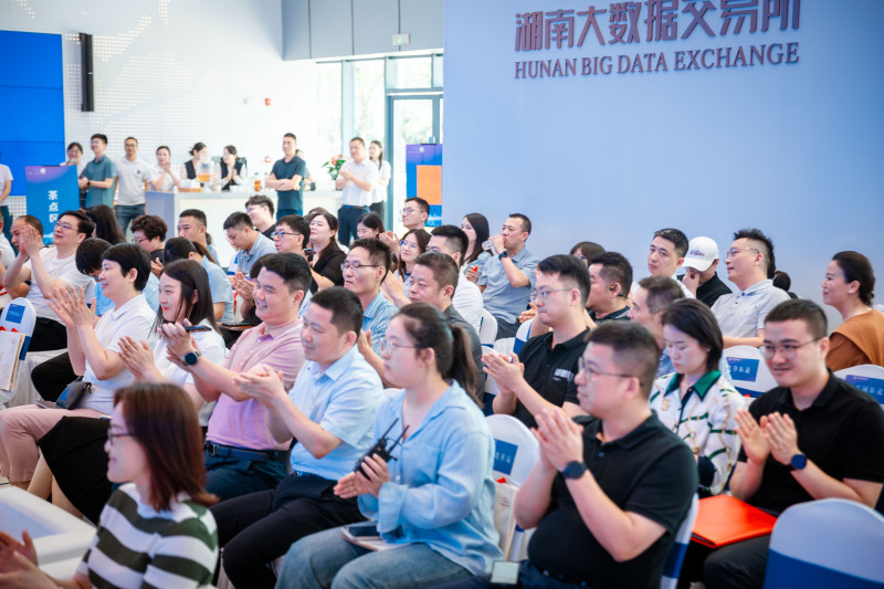 企業(yè)目光聚焦天心區(qū)南部融城片區(qū),，共謀發(fā)展新機(jī)遇。