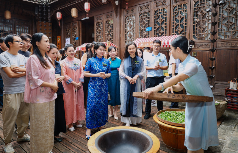 圖片均由李建拍攝