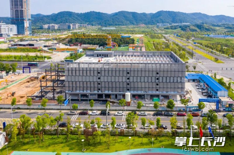 梅溪湖D區(qū)能源站及金菊路停車場項目施工迎新進展,。長沙晚報全媒體記者 匡小娟 供圖
