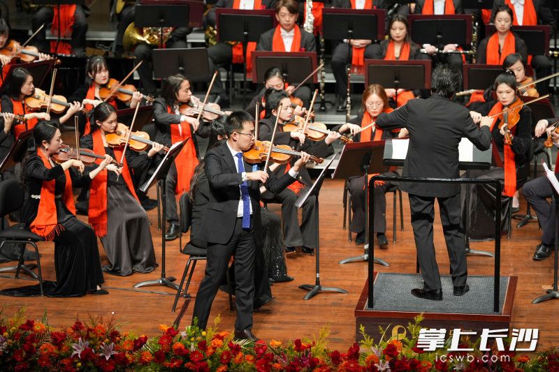 小提琴獨(dú)奏《卡門幻想曲》,。