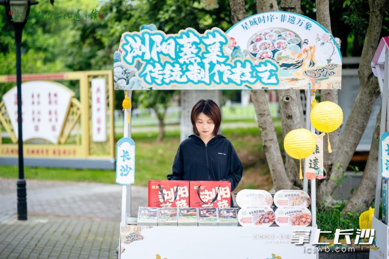 以“味道”為媒,，活動從舌尖到指尖，極大地吸引了大家的關(guān)注,。