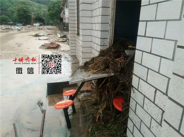洪水過后的食堂