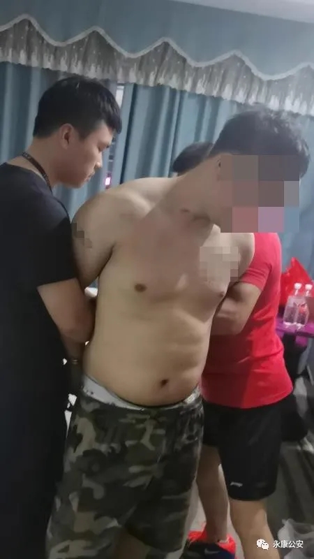 警方抓獲岑某