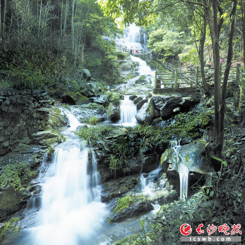 社港周洛,，撈刀河的發(fā)源地,，景色迷人。社港鎮(zhèn)供圖