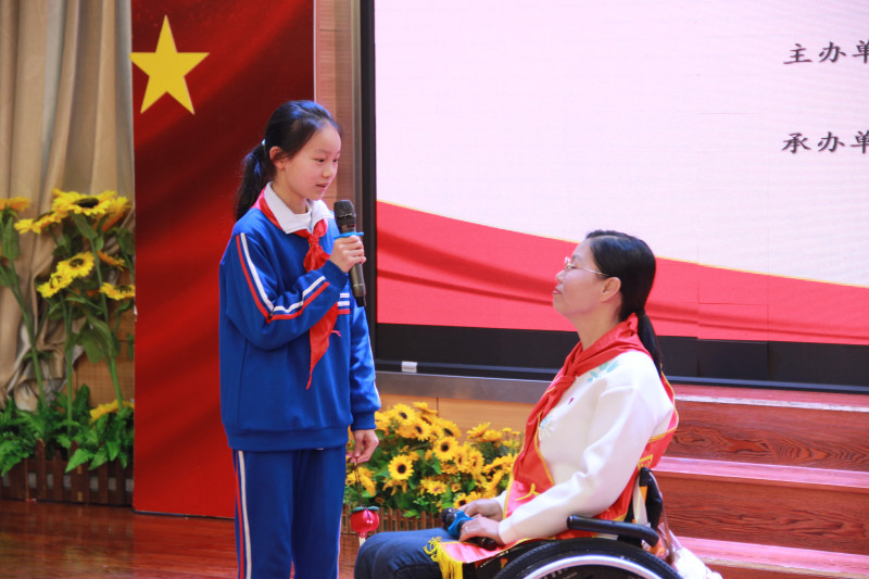 “中國好人”、美人魚公益理事長肖卓作走進(jìn)校園講述自己的成長故事,。